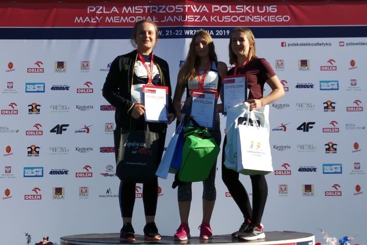Lekkoatletyka: brązowy medale Małgorzaty Adamczyk w MP U-16, Materiały prasowe