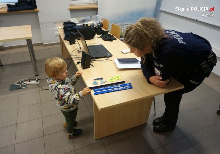 Policjanci spełnili marzenie 3-letniego Leosia, KMP Rybnik