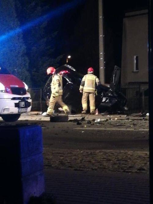 Zderzenie czołowe na Raciborskiej. Kierowca uciekł z miejsca wypadku, Rybnik i okolice-Informacje drogowe 24H