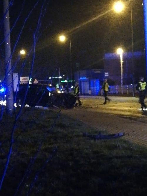 Zderzenie czołowe na Raciborskiej. Kierowca uciekł z miejsca wypadku, Rybnik i okolice-Informacje drogowe 24H