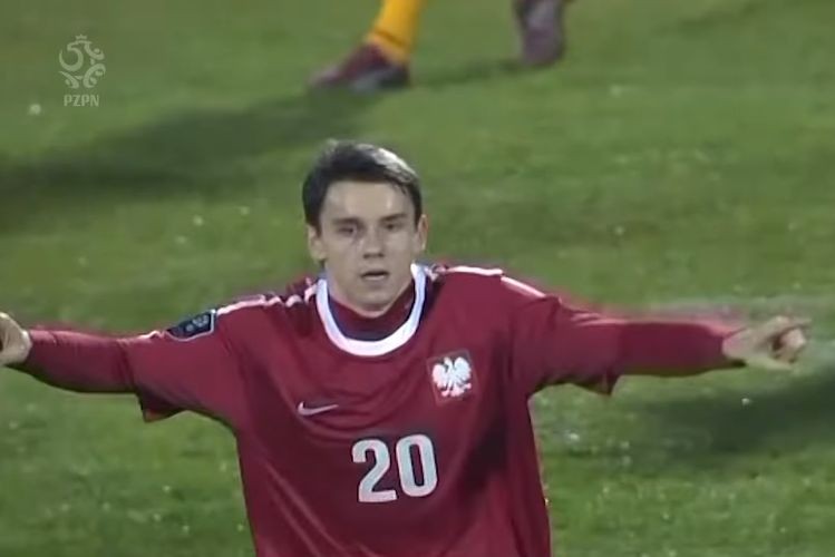 Reprezentacja Polski w piłce nożnej: dziwny gol Dawida Plizgi, YouTube