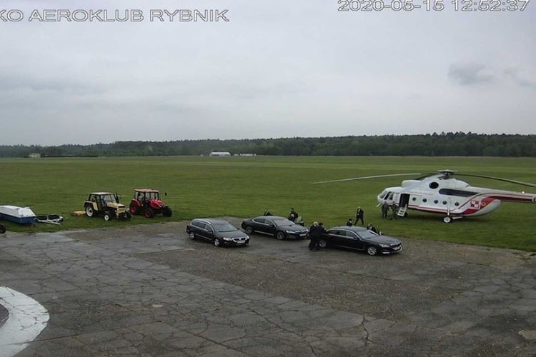 Rządowy śmigłowiec wylądował na lotnisku w Gotartowicach, Aeroklub ROW/Facebook