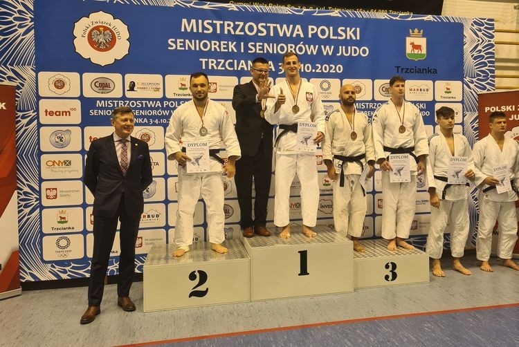 Judo: Julia Kowalczyk i Piotr Kuczera mistrzami Polski. Srebro Zuzanny Łogożnej, Facebook Kejza Team Rybnik