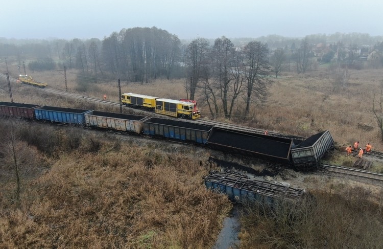 Wykoleił się pociąg. Koleje Śląskie podstawiły autobusy, Michał Kasperek kolejowy_slask