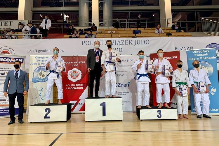 Polonia Rybnik: Szymon Szulik mistrzem Polski młodzików w judo. Adrian Stefański ze srebrem, Materiały prasowe