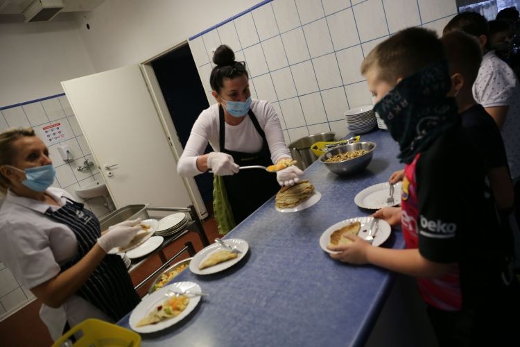 Rybnik: czy w szkolnych stołówkach marnowana jest żywność?, Wacław Troszka