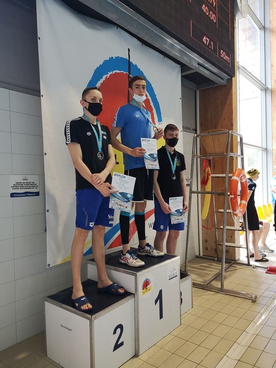 Pływanie, RMKS Rybnik: Kacper Duda wywalczył trzy złote medale mistrzostw Śląska, RMKS Rybnik