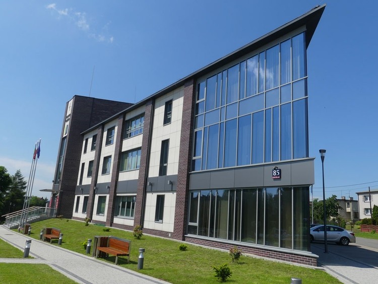 Świerklany: budynek urzędu gminy nominowany w konkursie architektonicznym, Materiały prasowe