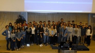 Młodzież z II LO zwiedziła słynny ośrodek CERN