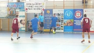 Piłka halowa: za nami 11. edycja turnieju mikołajkowego