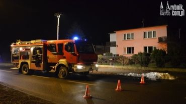 Gaszowice: Dwa zespoły straży walczyły z pożarem budynku gospodarczego