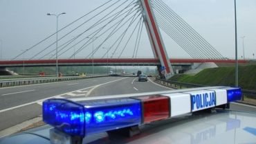 Policja w Rybniku apeluje w związku z karambolem na A1: wybierajcie alternatywne drogi