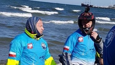 Płyniemy Polsko: Jacek i Darek nad niespokojnym morzem. Podróżują osobno