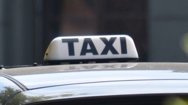 Taksówkarz pobił taksówkarza? „Inne osoby nie wykazały żadnej reakcji”