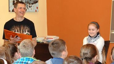 Dzieci z ZS-P nr 11 poznały autorów książek dla najmłodszych