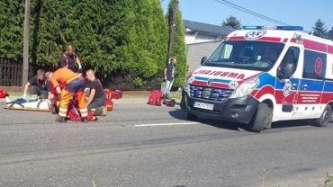 Wypadek z udziałem motocykla. Śmigłowiec zabrał ranną pasażerkę