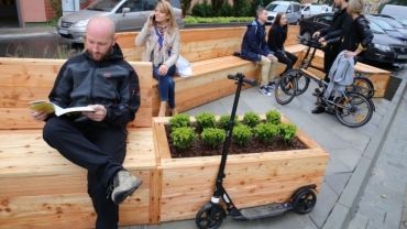 W Rybniku pojawił się pierwszy parklet. Co to takiego?