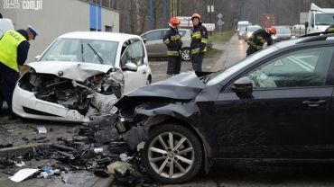 Wypadek na Mikołowskiej. Zderzyły się dwie skody