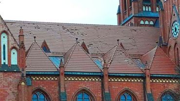 Dziesiątki interwencji po wichurze. Wiatr zniszczył dach bazyliki!
