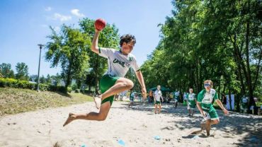 Kamień: mistrzostwa Polski w tchoukballu plażowym
