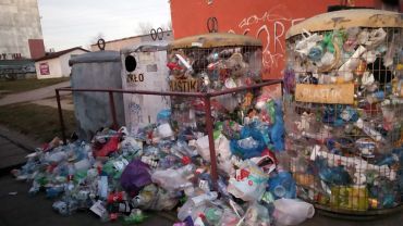 Boguszowice: Osiedle Południe tonie w śmieciach