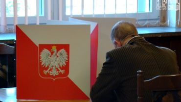 Wybory prezydenckie: Sejm za opcją „hybrydową”