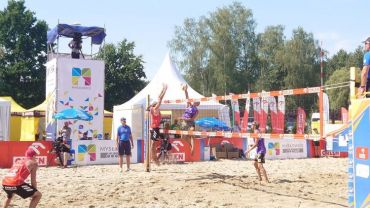 Rybniczanie Brzostek i Prudel na podium mistrzostw Polski w siatkówce plażowej