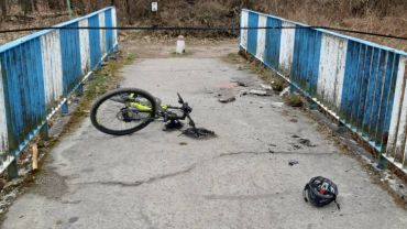 Porażenie prądem w Wielopolu. W jakim stanie jest rowerzysta? (zdjęcia)