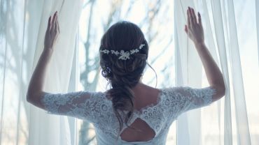 Czy warto uszyć suknie ślubną?