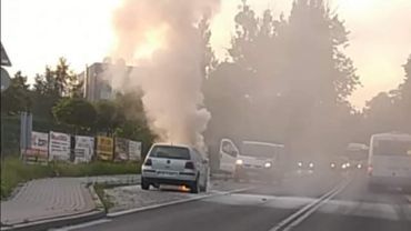 Pożar w Boguszowicach. Zapalił się kolejny samochód