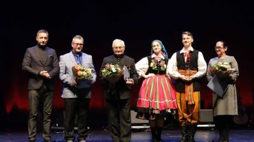 Prezydent Rybnika Piotr Kuczera wręczył nagrody ludziom kultury