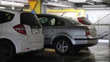 Klienci parkingów w Rybniku byli oszukiwani i straszeni? UOKiK nałożył dużą karę na APCOA Parking Polska