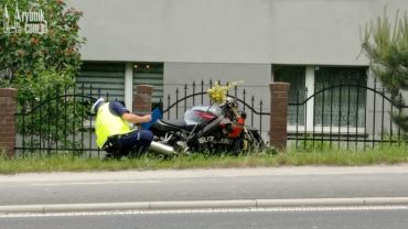 Jankowice: motocyklista zderzył się z nieoznakowanym radiowozem (zdjęcia)