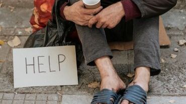 Problem żebractwa bezdomnych w Rybniku się nasila? Mamy opinię służb miejskich