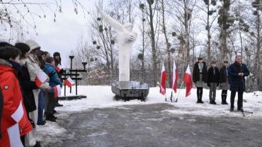 Oddali hołd ofiarom Marszu Śmierci i Tragedii Górnośląskiej w Czerwionce-Leszczynach (zdjęcia)