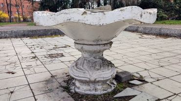 Z fontanny w zieleńcu przy Wieniawskiego znów popłynie woda? Zieleń Miejska ogłosiła przetarg