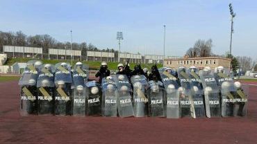 Kordon policji gnał ul. Gliwicką. Bez obaw, to policyjne ćwiczenia