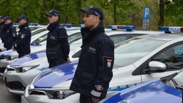 Nowe samochody hybrydowe dla śląskiej policji