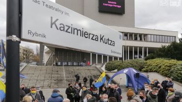Uroczystość nadania Placu Teatralnemu imienia Kazmierza Kutza