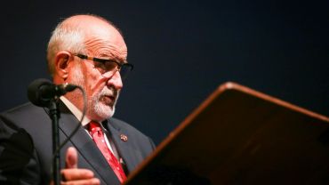 Profesor Jan Widacki wygłosił wykład w Teatrze Ziemi Rybnickiej