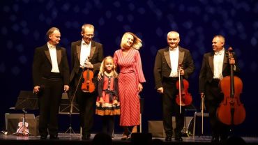 Historia muzyki wg Grupy MoCarta w Teatrze Ziemi Rybnickiej