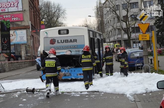 W centrum miasta zapalił się autobus [foto], Dominika Kuśka