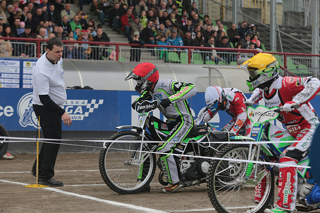 Rok temu na inaugurację sezonu ŻKS ROW pokonał Polonię Bydgoszcz 46:44