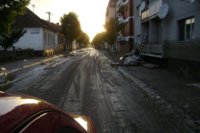 Powódź, łzy wzruszenia i miny – nasi strażacy wrócili z Bośni, PSP Rybnik