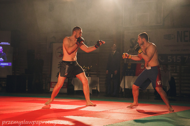 Ju Jitsu Fight Night 2: utytułowani zawodnicy stoczyli siedem walk (wideo), Przemysław Paprotny