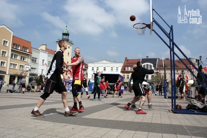 Święto koszykówki w Rybniku. Drużyny zagrały w turnieju Rynek Basket, Adam Gottscholl