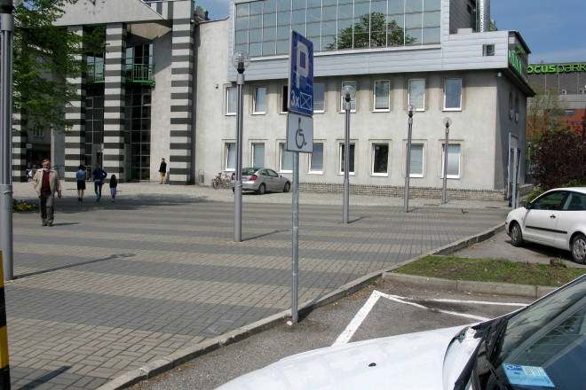 Szereg udogodnień dla niepełnosprawnych. W muzeum i bibliotece zakładają windy, Anna Kolenda/UM Rybnik