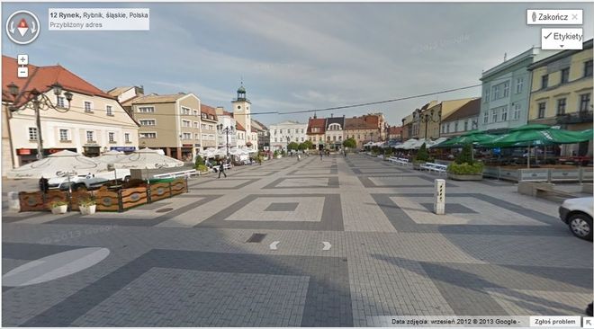 Dzięki funkcji Google Street View można przejść się wirtualnie po tak reprezentacyjnych miejscach jak rynek...