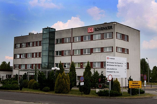 Firma DB Schenker sprzedała biurowiec, ale w Rybniku pozostaje