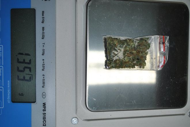 Policjanci znaleźli narkotyki w samochodzie, KMP w Rybniku